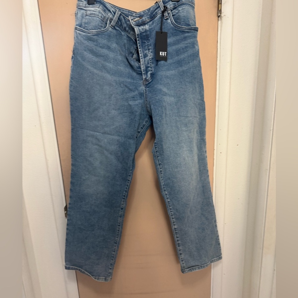 Kut from the Kloth Light Blue Denim Jeans